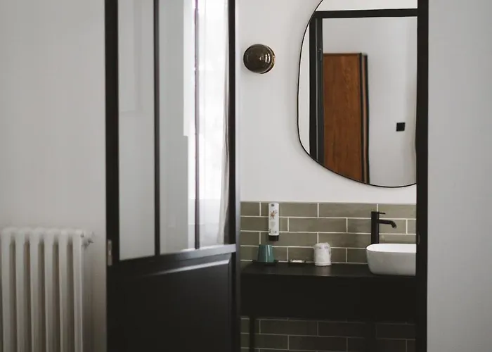 호텔 오텔 드 뷰 아트 2*