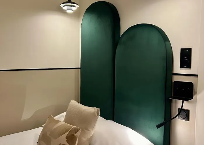 德斯贝奥克斯爱慈酒店 酒店