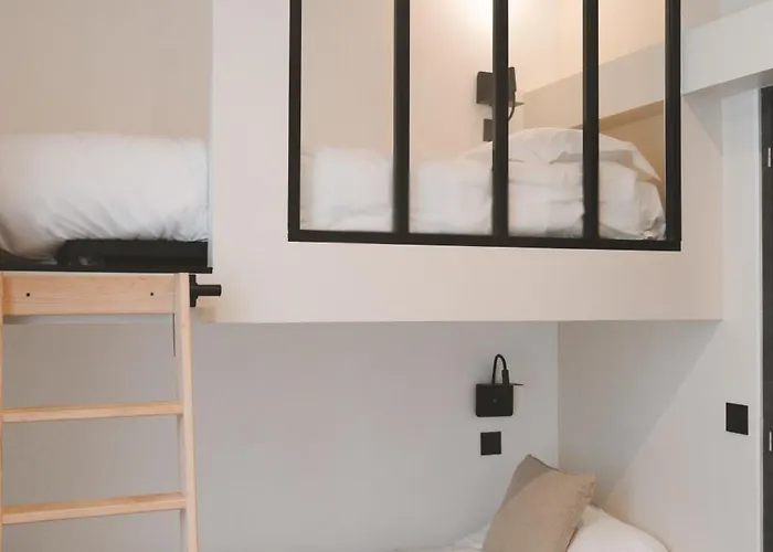 Des Beaux Arts 2* Παρίσι