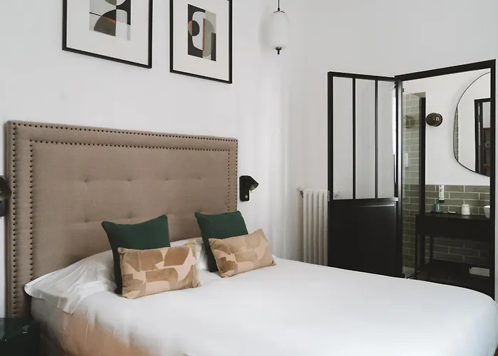 Des Beaux Arts 2* Παρίσι