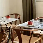 Des Beaux Arts Hotell 2*