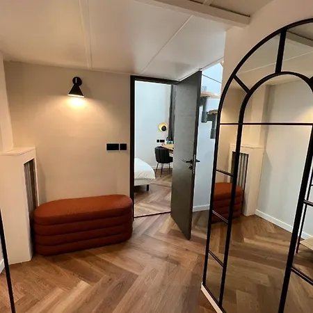 Des Beaux Arts Hotell 2*