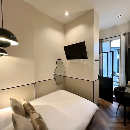 Des Beaux Arts Hotell