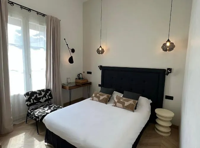 Hotel Des Beaux Arts