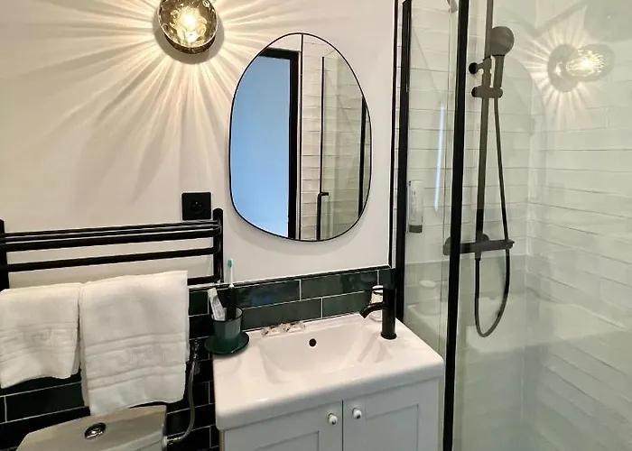 Des Beaux Arts Hotel 2*