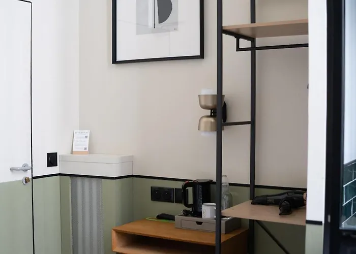 Hotel Des Beaux Arts 2*