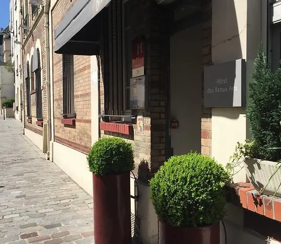 Des Beaux Arts Hotel 2*